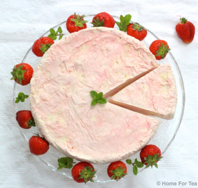 Strawberry Meringue Cake 7